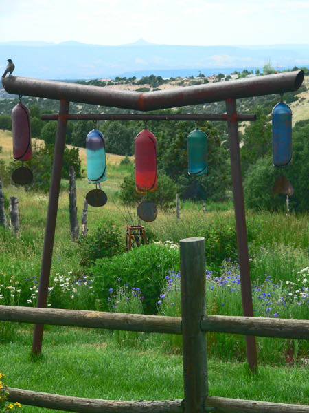 Chimes at Hand Artes, Truchas