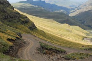 Dessarin Road, Dessarin Hills