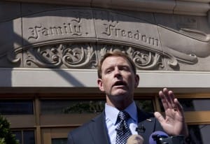 Tony Perkins - Does Not Play a Lawyer on TV or Anywhere Else