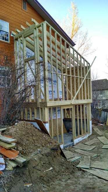 Kitchen Project – Day 84: We have a roof line!